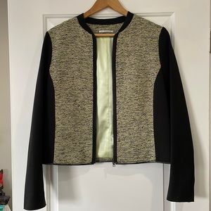 T Tahari green and black jacket with silk lining and zip front